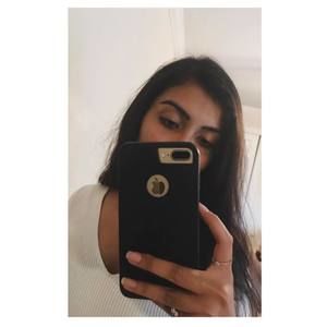 Meet your Posher, Vaibhavi